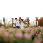 Chụp ảnh cưới đẹp tại Thảo nguyên hoa Long Biên